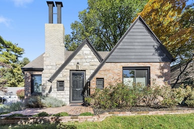 627 E University St, Springfield, MO 65807 - photo 3