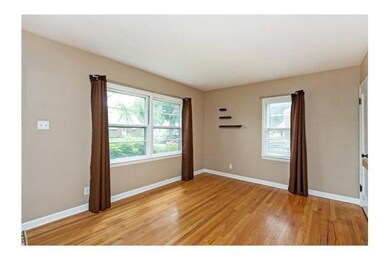 2218 53rd St, Des Moines, IA 50310 - photo 6