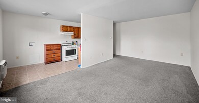 201 1/2 Philadelphia Pike unit 108, Wilmington, DE 19809 - photo 5