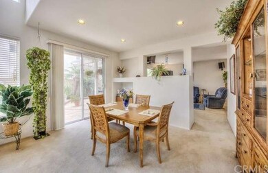 Large Formal Dining Room With Multiple Decorator N