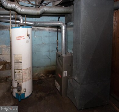 2712 E Chase St, Baltimore, MD 21213 - photo 5