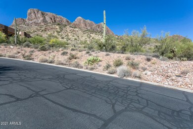 03_9872_E_Treasure_Place_20__03_mls