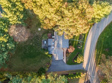 29 Old Chimney Rd, Barrington, RI 02806 - photo 2