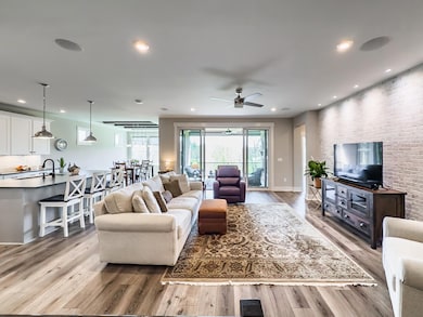 996 Mccarron Ln, Union, KY 41091 - photo 5