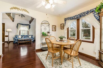 Formal dining room
