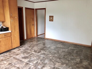 1 View St unit 2, Dudley, MA 01571 - photo 7