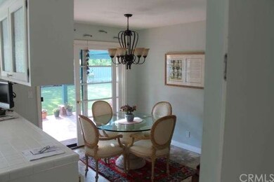 Kitchen Dining Area