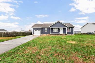 825 Stableford Ln, Oak Grove, KY 42262 - photo 5