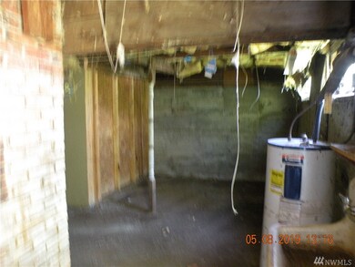 81 Monohon Landing Rd, Raymond, WA 98577 - photo 4