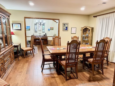 2701 Kensington Way, Bartlesville, OK 74006 - photo 4