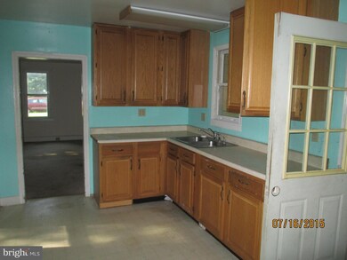 6213 Manor Woods Rd, Buckeystown, MD 21717 - photo 5