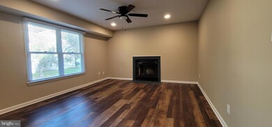 1908 N Glen Dr unit 1908, Glen Mills, PA 19342 - photo 5