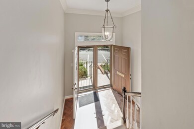 5807 Tudor Ln, Rockville, MD 20852 - photo 2