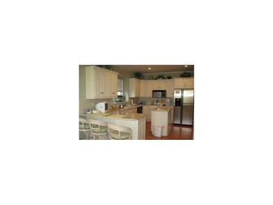 6104 Double Eagle Ct, Kansas City, MO 64152 - photo 5