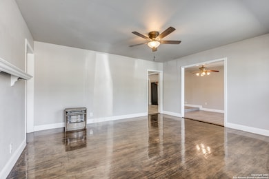 354 Las Palmas Dr, San Antonio, TX 78237 - photo 6