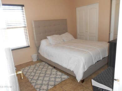 14301 Venecia Dr, El Paso, TX 79928 - photo 6