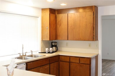 324 Corrin Ave SE, Orting, WA 98360 - photo 3