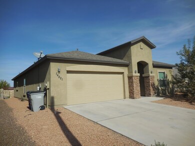 14821 Tim Hardaway, El Paso, TX 79938 - photo 2