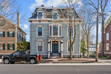 7 Winter St unit 2, Salem, MA 01970 - photo 3