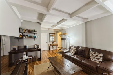 149-32 Union Turnpike unit 24A, Briarwood, NY 11435 - photo 2