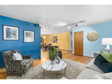 15923 Twin Fir Rd, Lake Oswego, OR 97035 - photo 6