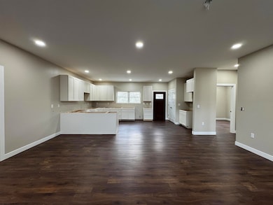 504 Watson Dr, Maidsville, WV 26541 - photo 5