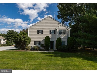 905 N Glen Dr unit 905, Glen Mills, PA 19342 - photo 2