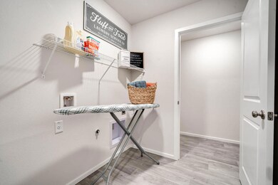 1107 NW Varnish Ave unit lot 66, Redmond, OR 97756 - photo 4