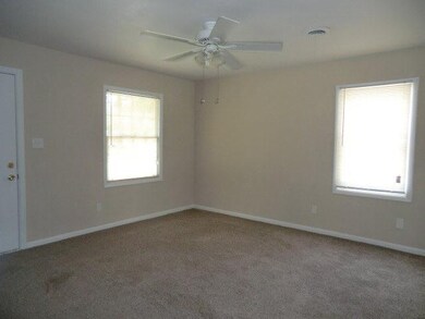 2112 Bayvale Rd, Augusta, GA 30909 - photo 6