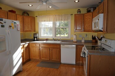 222A Belknap Dr unit A, Suncook, NH 03275 - photo 4