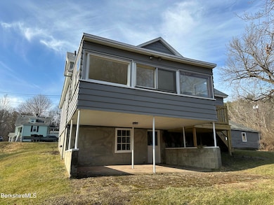 217 Jason St, Pittsfield, MA 01201 - photo 5