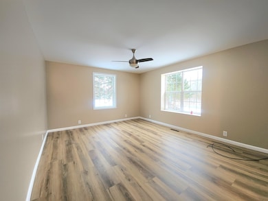 1481 E Chippewa River Rd, Midland, MI 48640 - photo 3