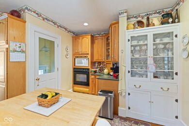 215 W Main St, Bloomfield, IN 47424 - photo 6