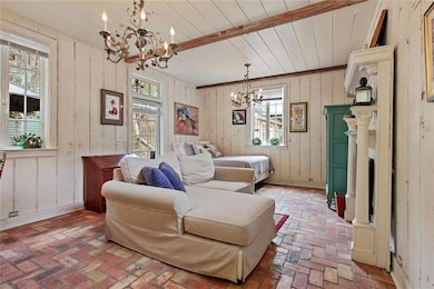 Living/Bedroom