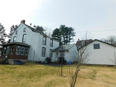 151 Madison St, Freemansburg, PA 18017 - photo 5