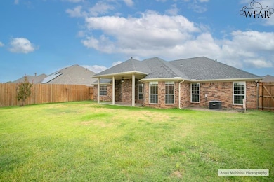 8 St Andrews Ct, Wichita Falls, TX 76309 - photo 4