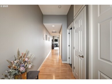 1815 SW 16th Ave unit 402, Portland, OR 97201 - photo 5
