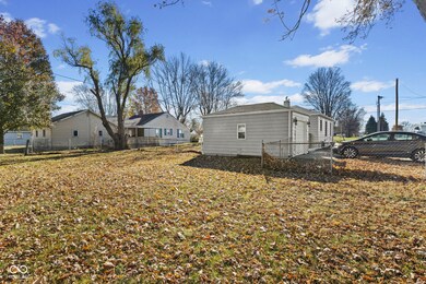 724 W Main St, Anderson, IN 46017 - photo 7