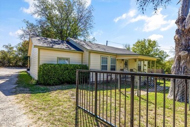 711 W Park Ave, Weatherford, TX 76086 - photo 3