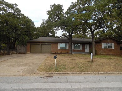 612 Plainview Dr, Hurst, TX 76054 - photo 3