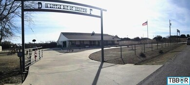 911 Wagon Wheel Dr, Copperas Cove, TX 76522 - photo 3