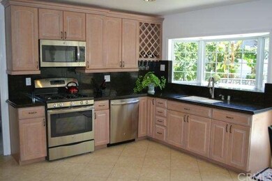 Large Kitchen with new appliances