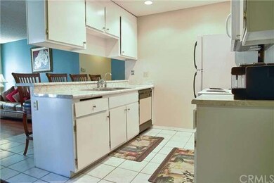 Laminate kitchen counter top, dishwasher