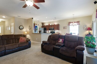 321 Parkside Cir, Crawfordville, FL 32327 - photo 4