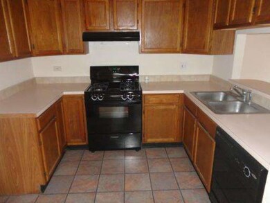 1931 Ozark Pkwy, Algonquin, IL 60102 - photo 3