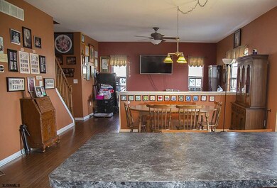 318 Elton Ln, Galloway, NJ 08205 - photo 3