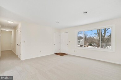 11136 Crest Ln, Bealeton, VA 22712 - photo 6