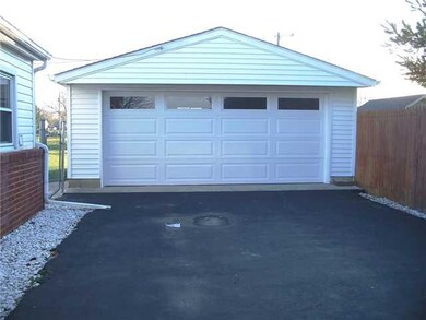 967 W 1100 N, Fountaintown, IN 46130 - photo 3