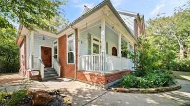 2003 Pine Dr, Friendswood, TX 77546 - photo 2