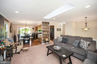 611 Mt Pleasant Dr, Locust Grove, VA 22508 - photo 4